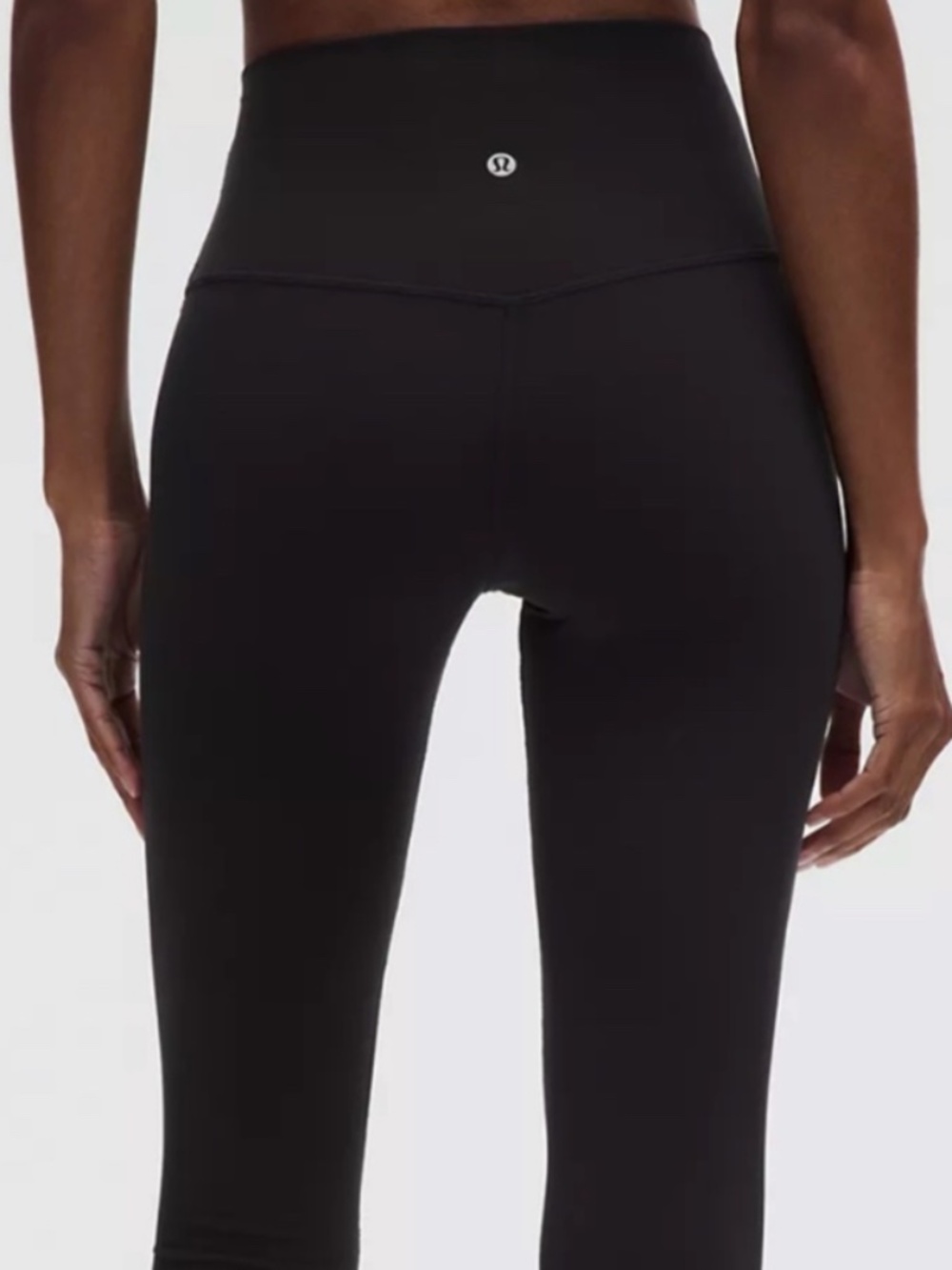 Lululemon crop black tights Length 21"